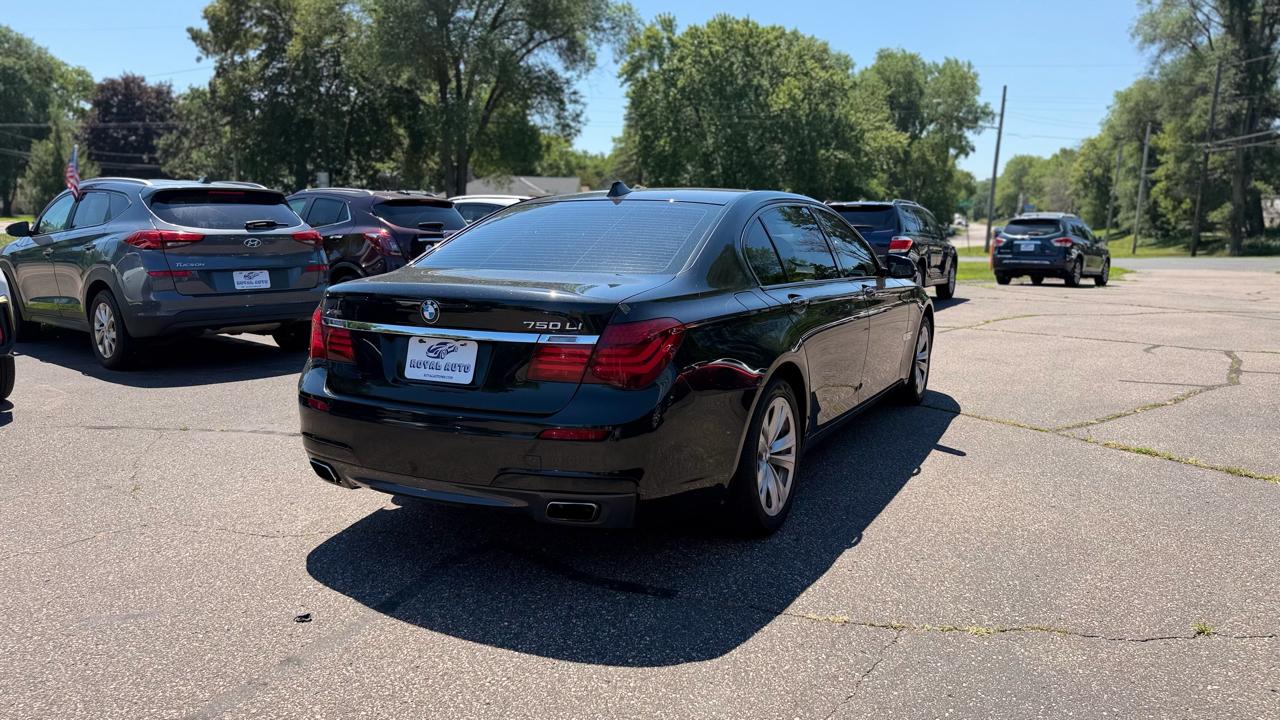 BMW 7-Series  2014