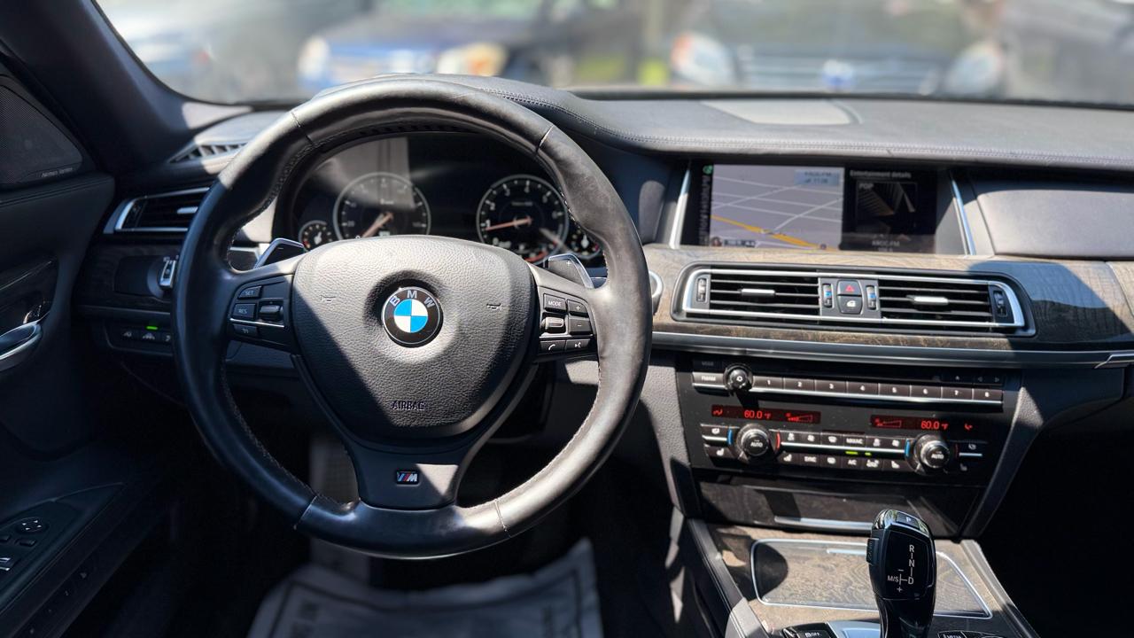 BMW 7-Series  2014