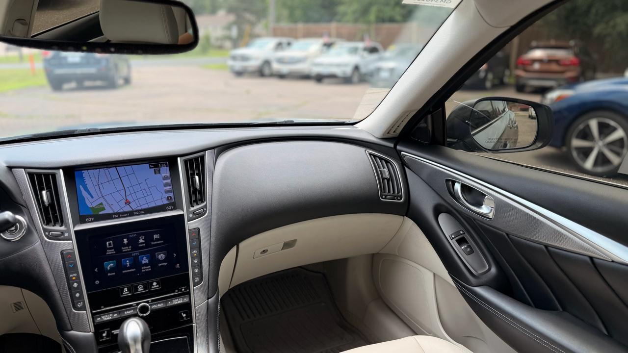 Infiniti Q50 Premium 2016