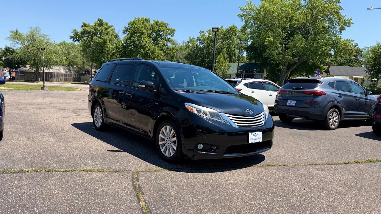 Toyota Sienna Limited 2017