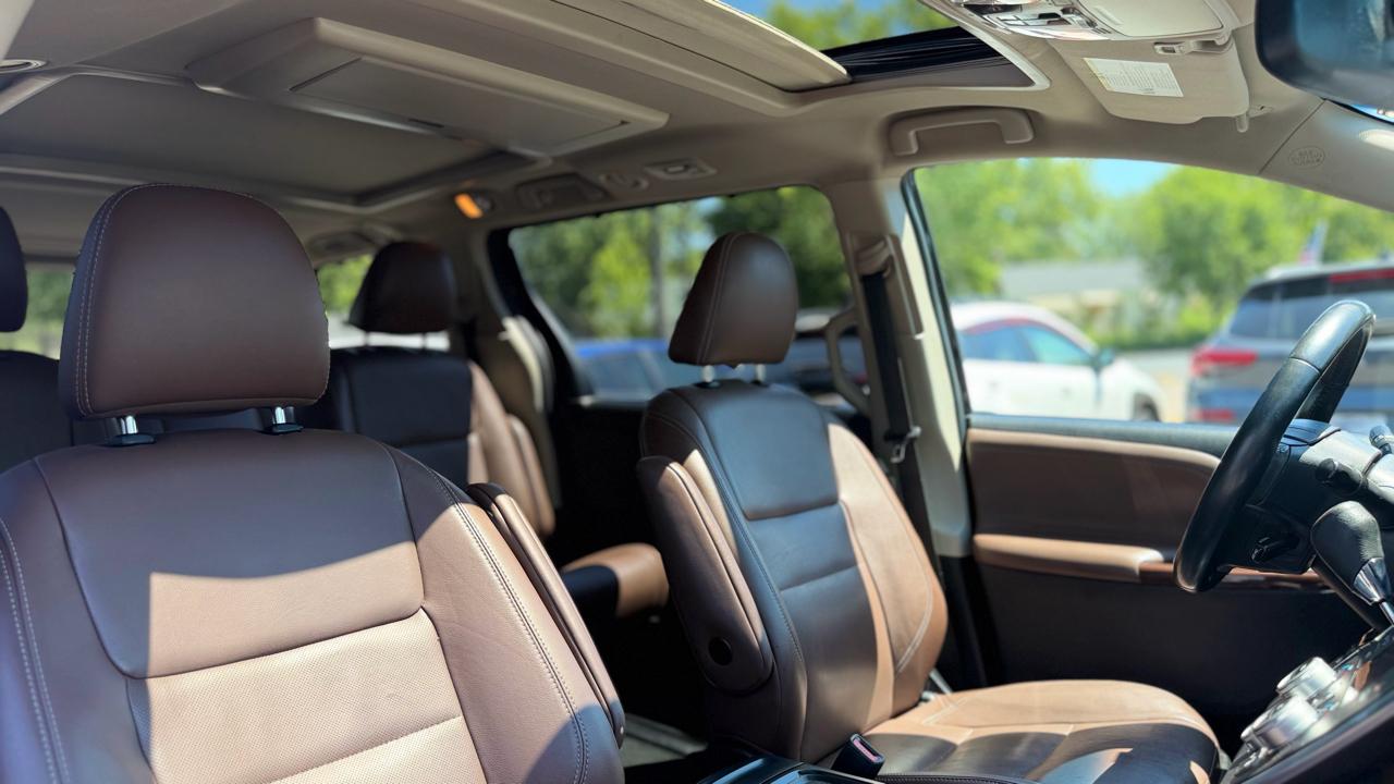 Toyota Sienna Limited 2017