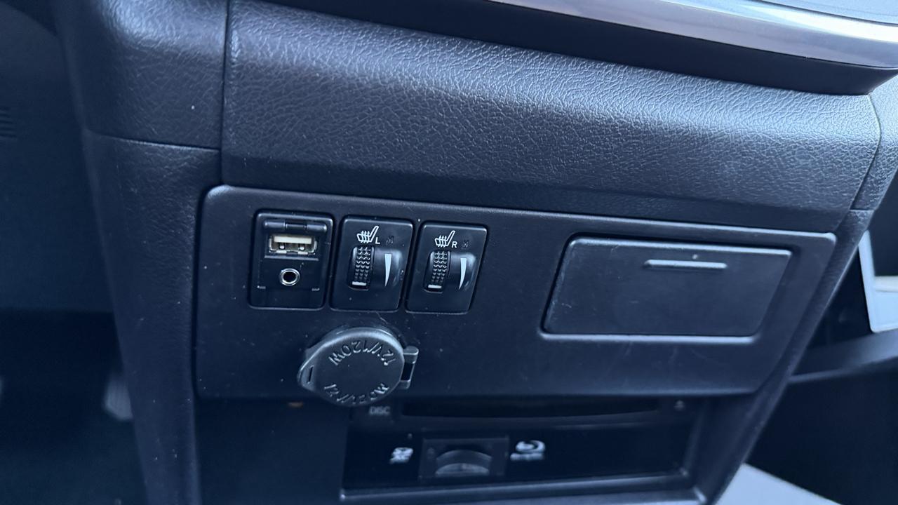 Toyota Sienna photo 17