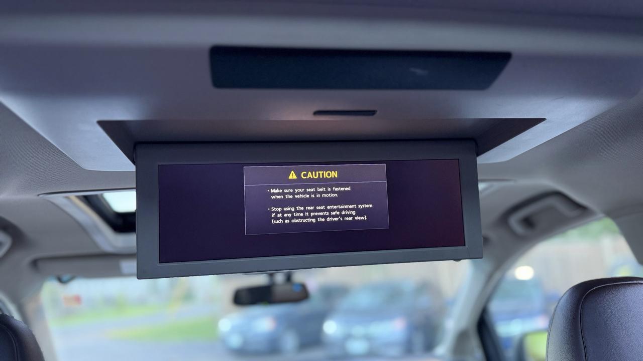 Toyota Sienna photo 18