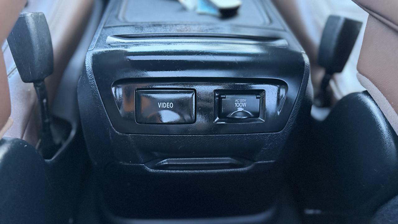 Toyota Sienna photo 24