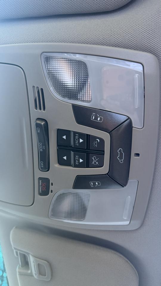Toyota Sienna photo 26