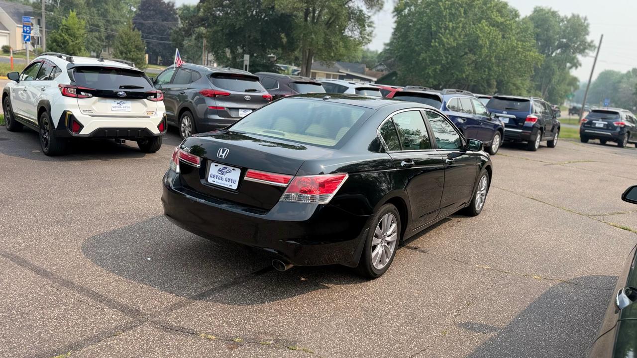 Honda Accord  2011