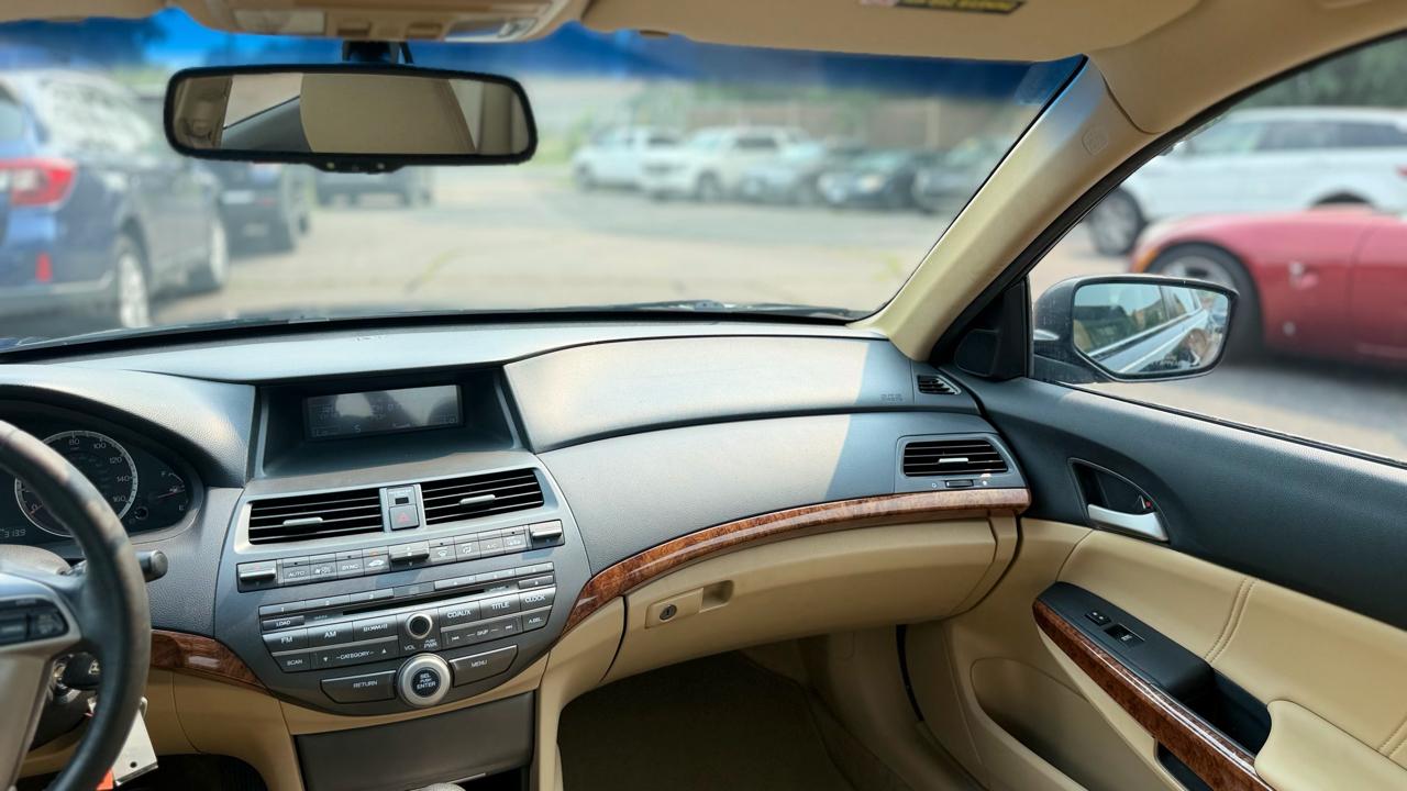 Honda Accord  2011