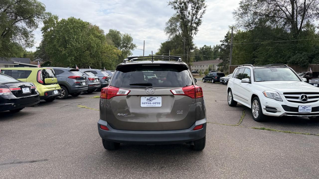 Toyota RAV4  2013