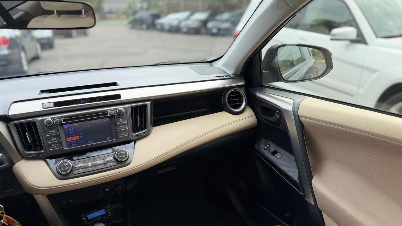 Toyota RAV4  2013
