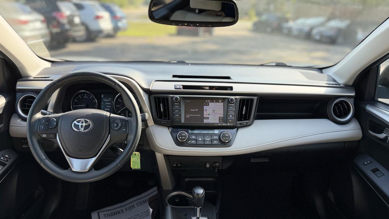 Toyota RAV4  2016