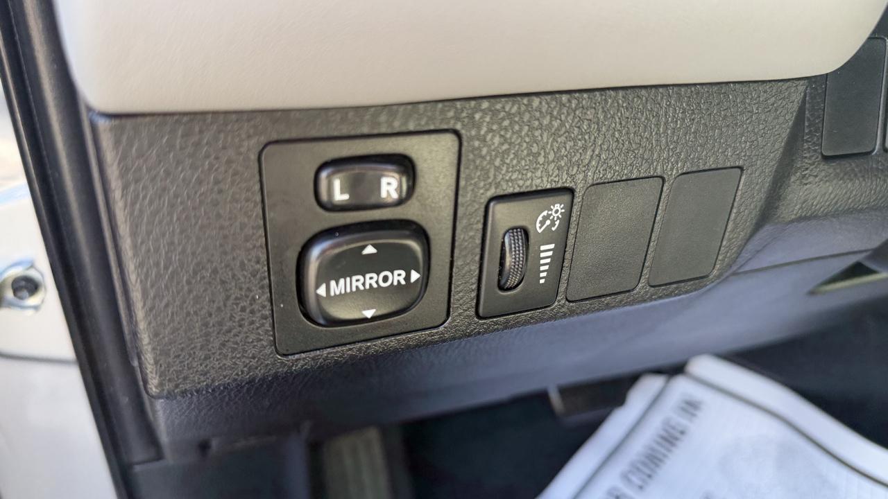 Toyota RAV4  2016