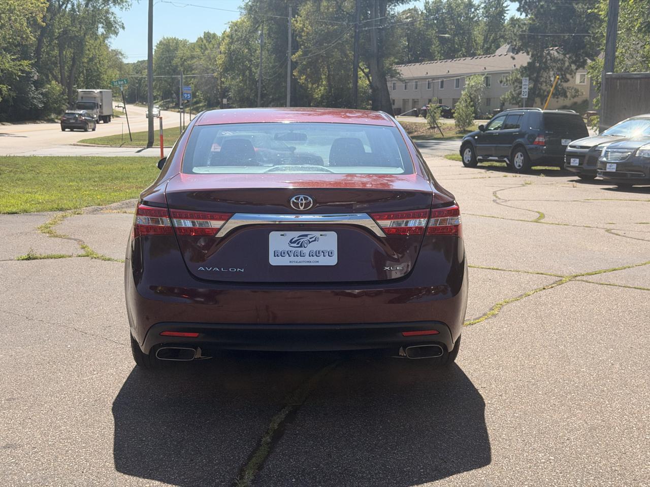 Toyota Avalon  2014