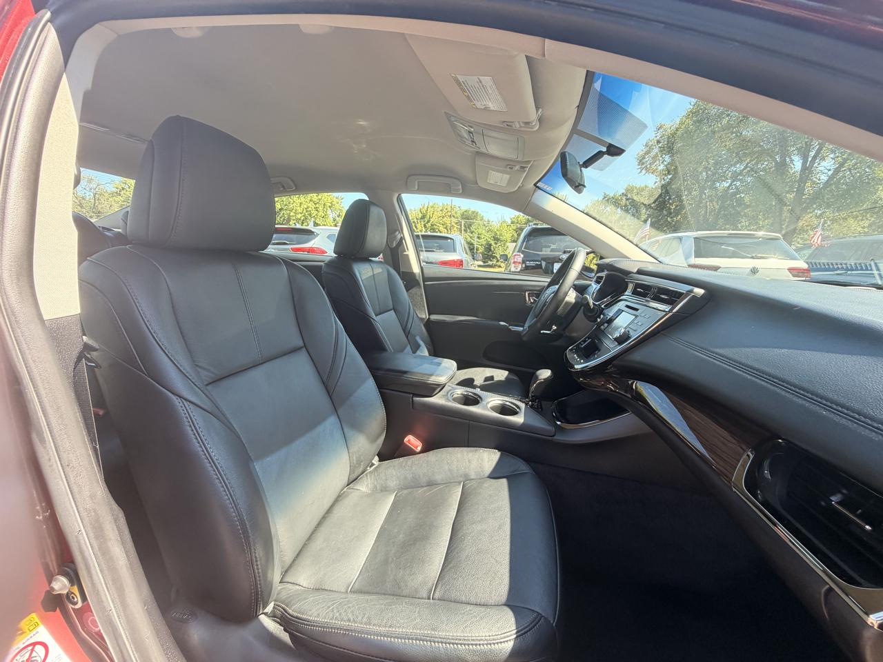 Toyota Avalon  2014