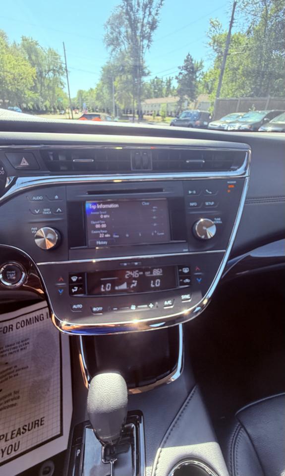 Toyota Avalon  2014