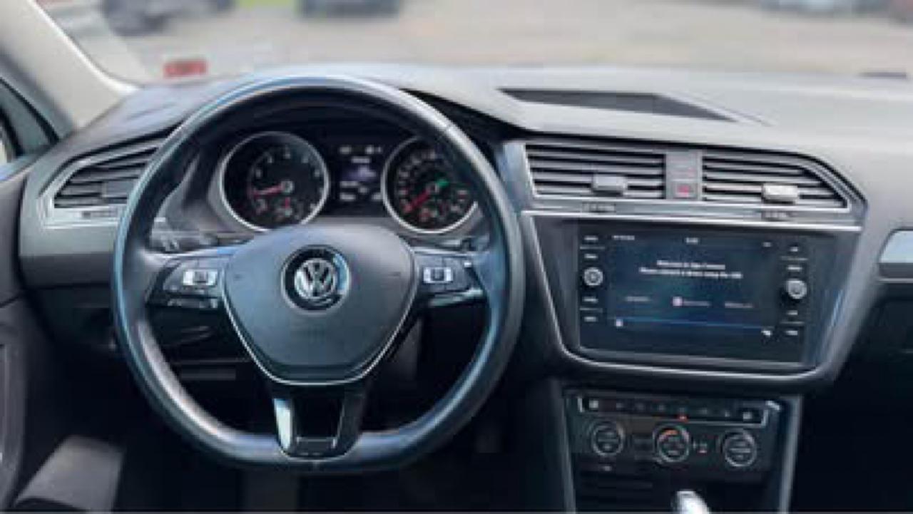 Volkswagen Tiguan SE 2018