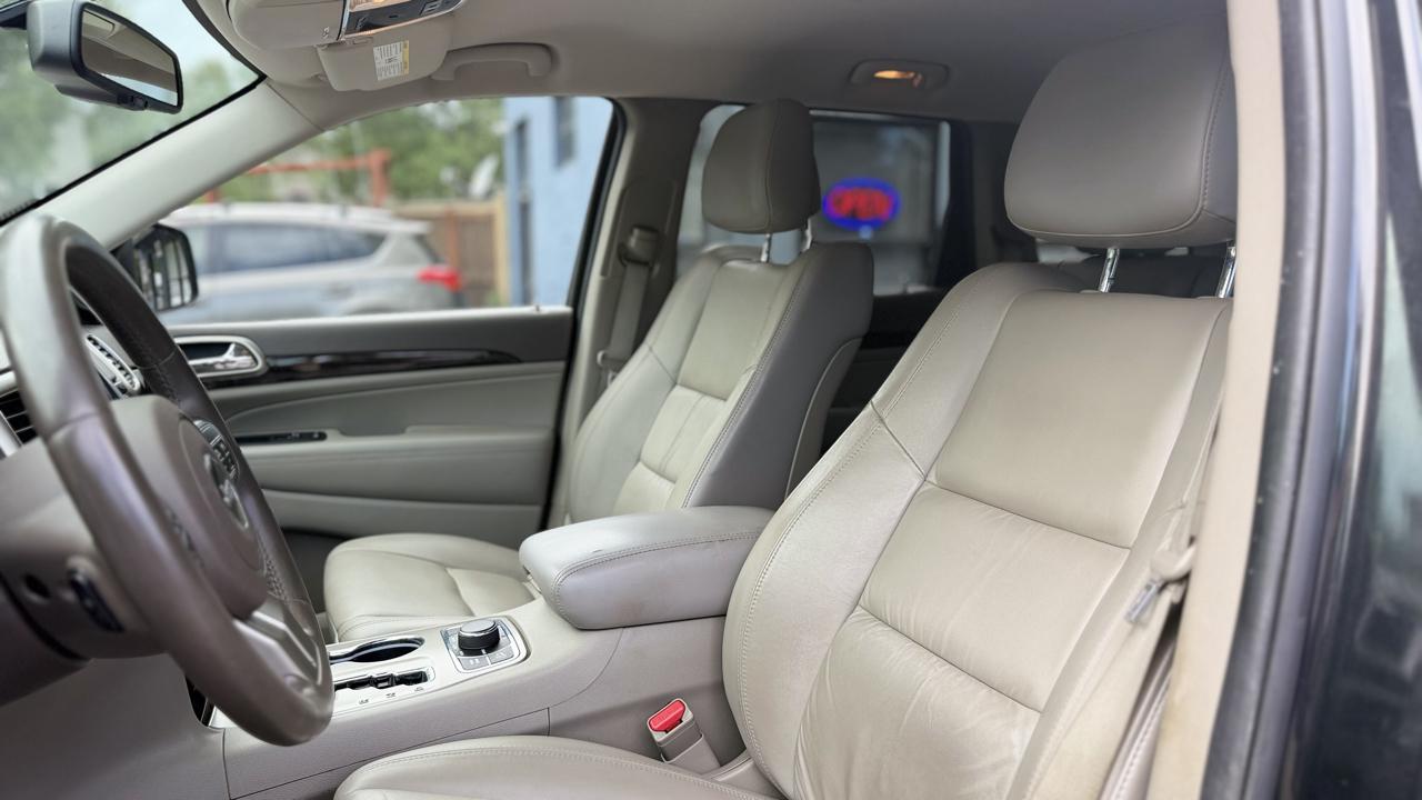 Jeep Grand Cherokee Laredo 2013