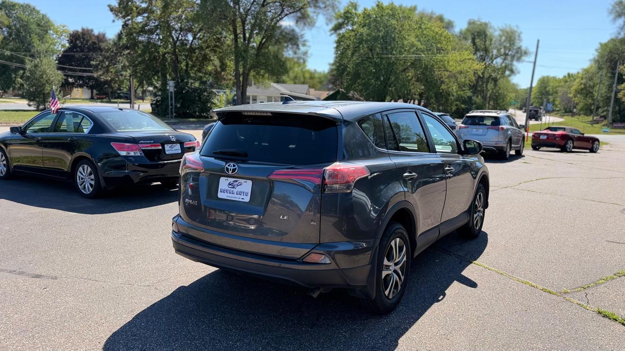 Toyota RAV4 photo 4