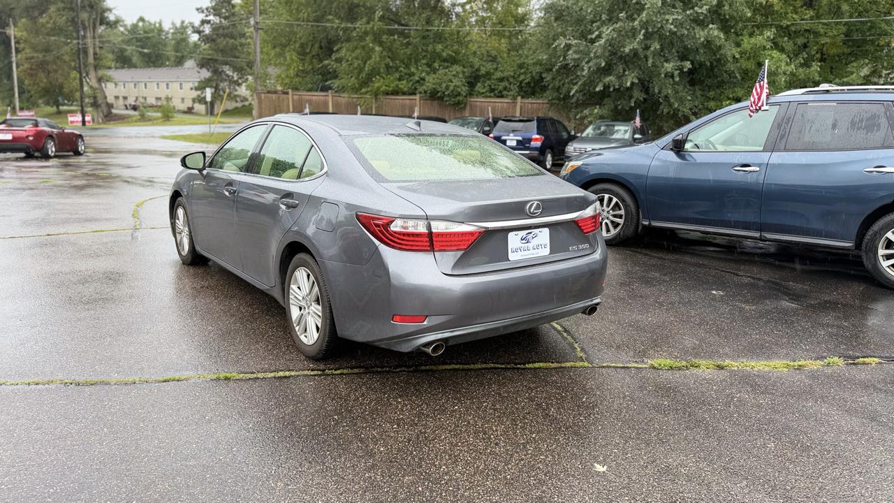 Lexus ES 350  2015