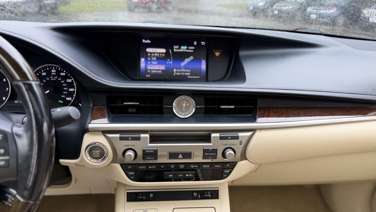 Lexus ES 350  2015