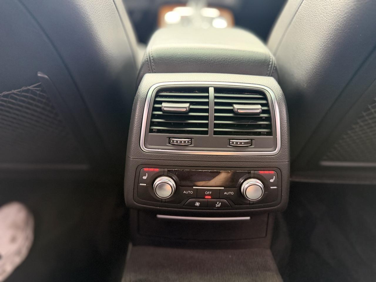 Audi A6 photo 13