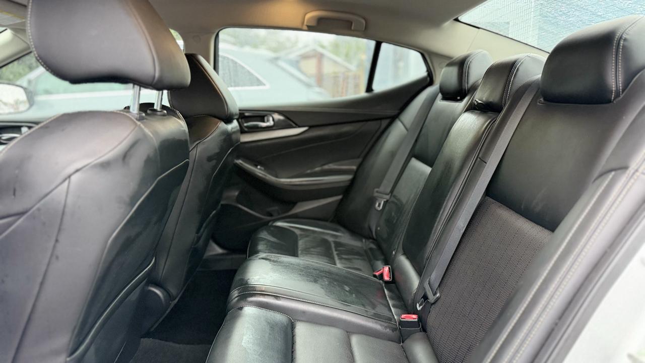 Nissan Maxima 3.5 SV 2018