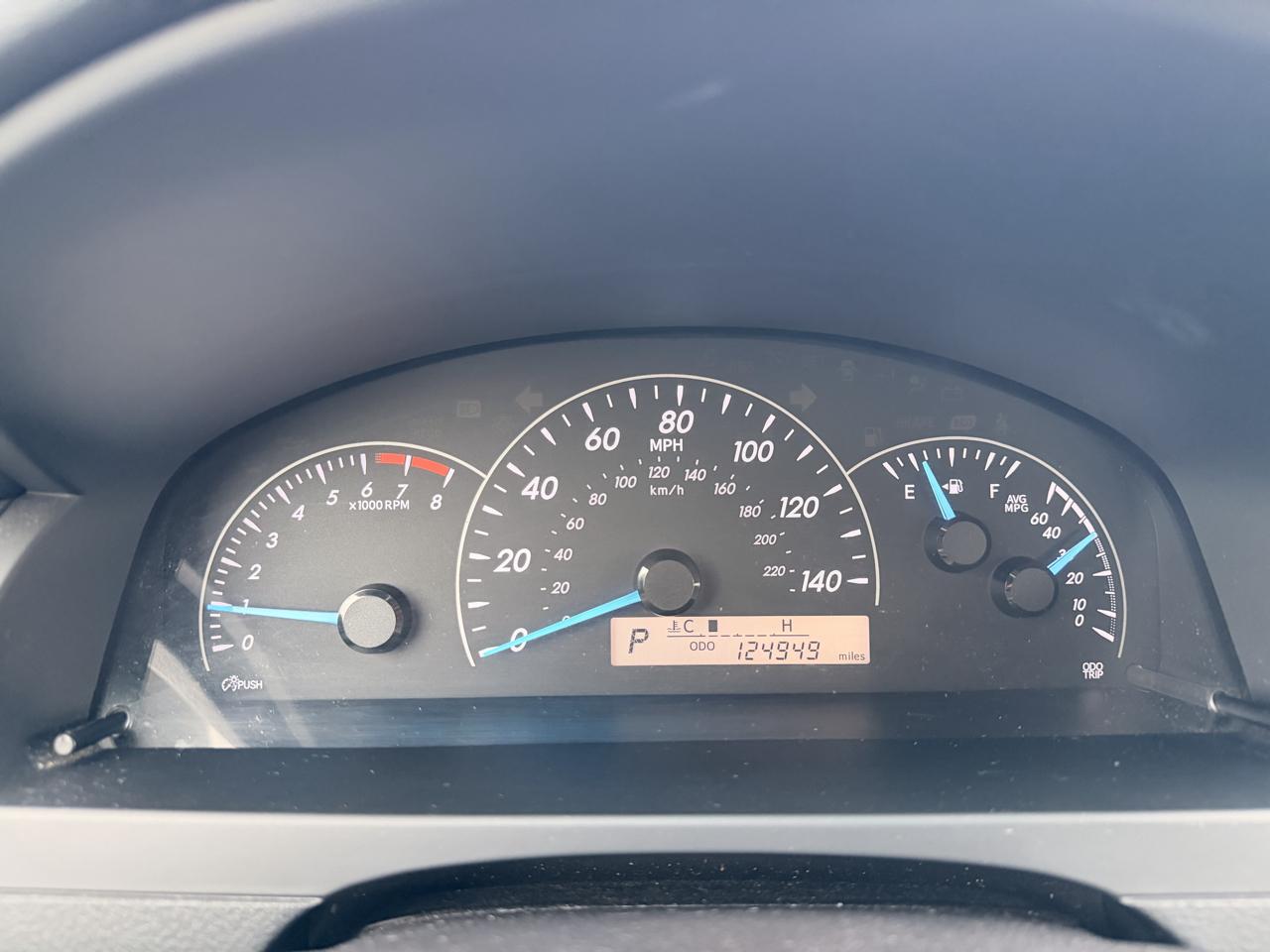 Toyota Camry photo 14