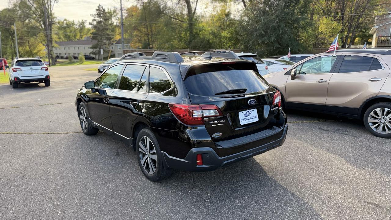 Subaru Outback  2018
