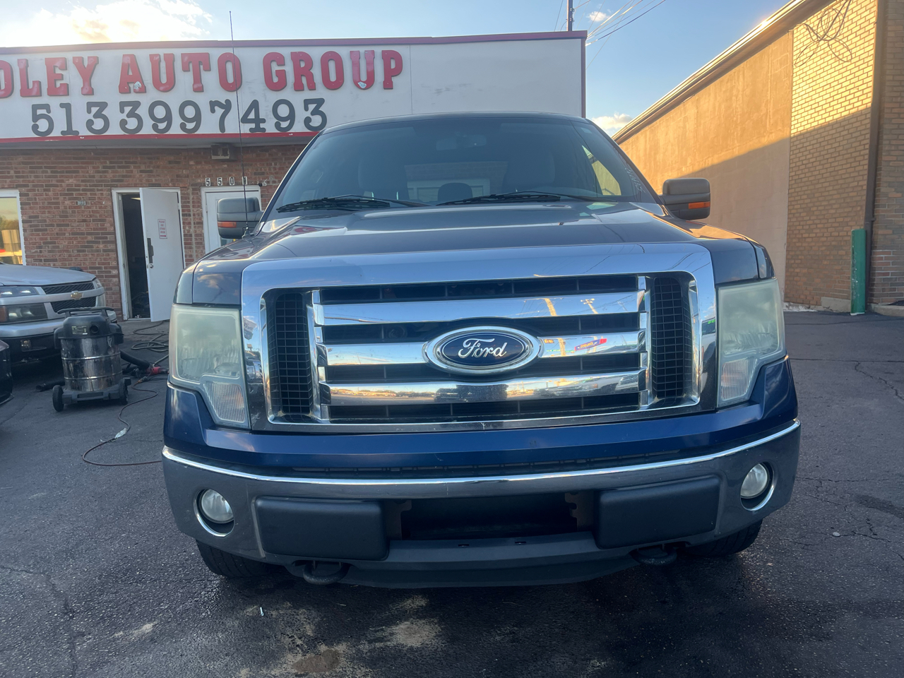 Ford F-150 FX4 SuperCab 6.5-ft. Bed 4WD 2011 Ford F-150 FX4 SuperCab 6.5-ft. Bed 4WD 2011