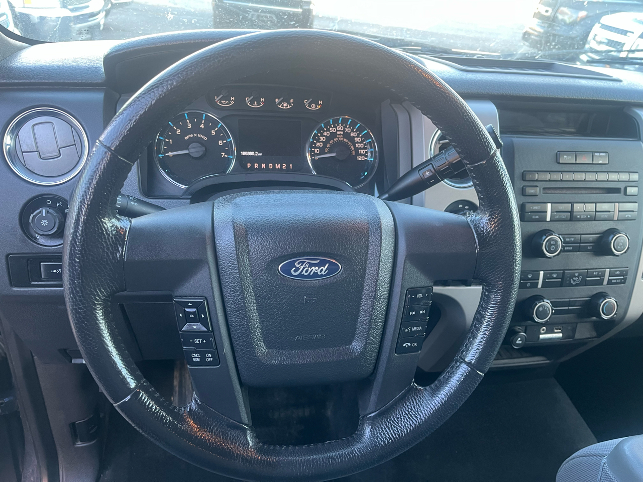 Ford F-150 FX4 SuperCab 6.5-ft. Bed 4WD 2011 Ford F-150 FX4 SuperCab 6.5-ft. Bed 4WD 2011