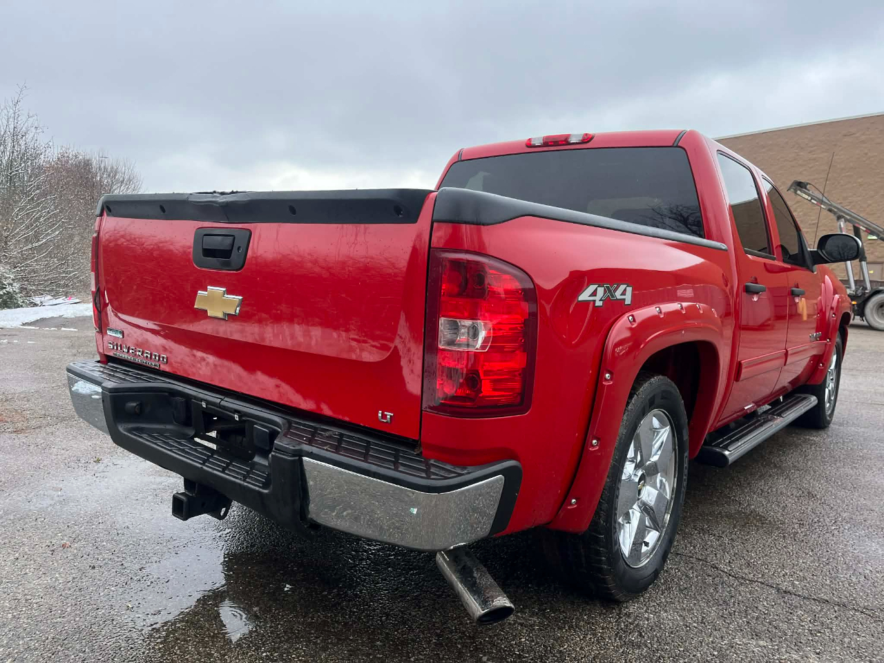 Chevrolet Silverado 1500 LT Crew Cab 4WD 2011