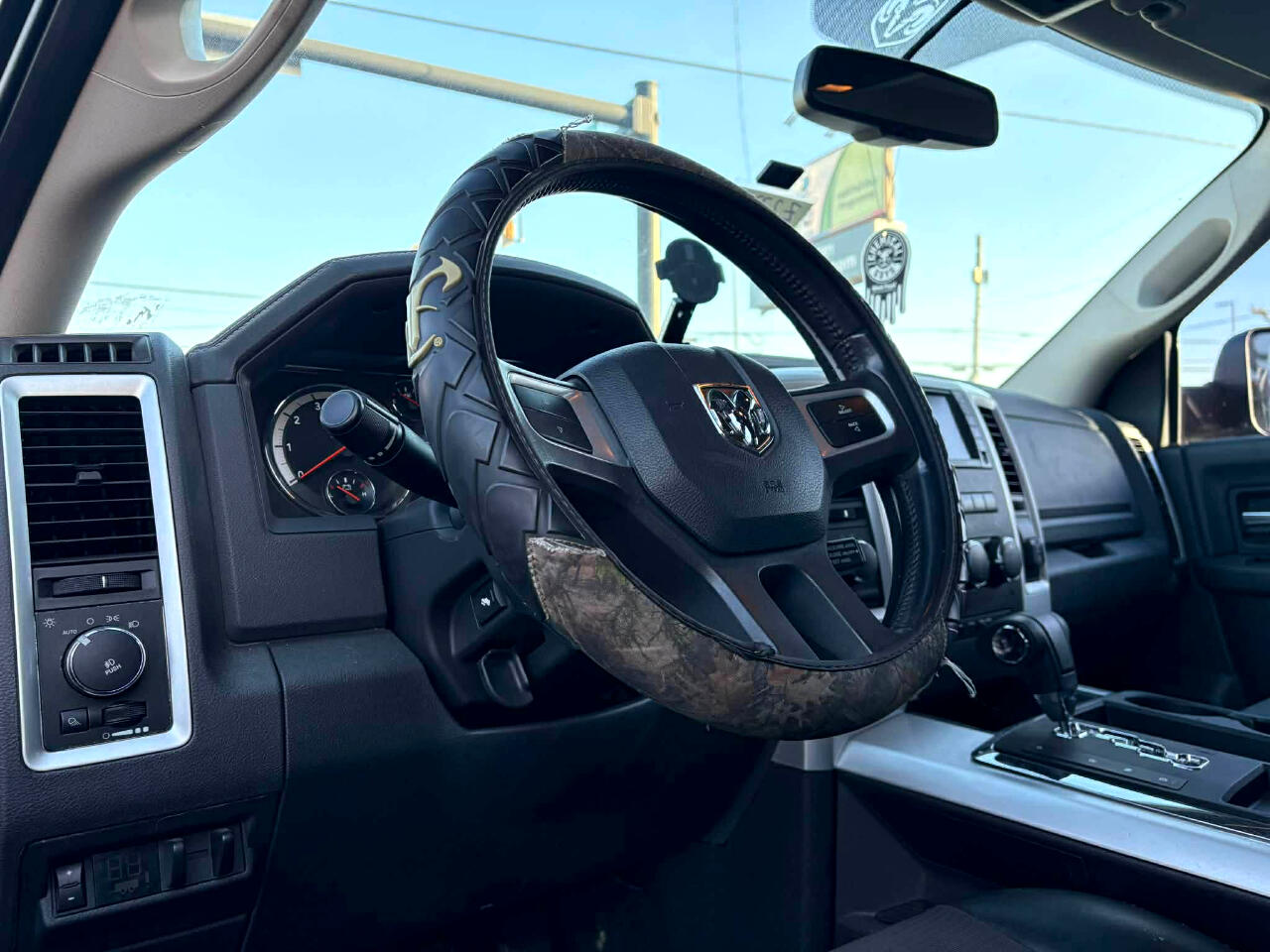 RAM 1500 Sport Crew Cab 4WD 2011