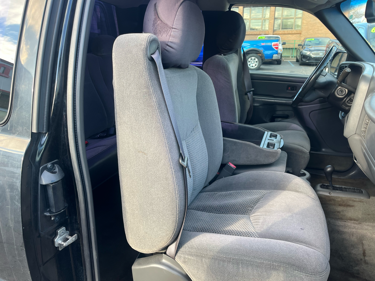 Chevrolet Silverado 1500 Work Truck Ext. Cab Short Bed 4WD 2005