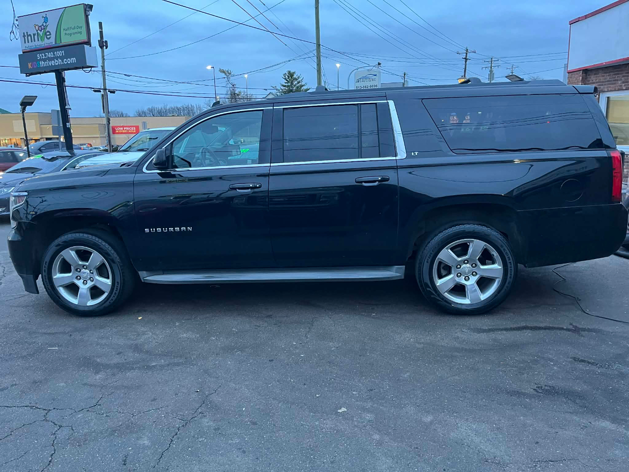 Chevrolet Suburban LT 1500 2WD 2015