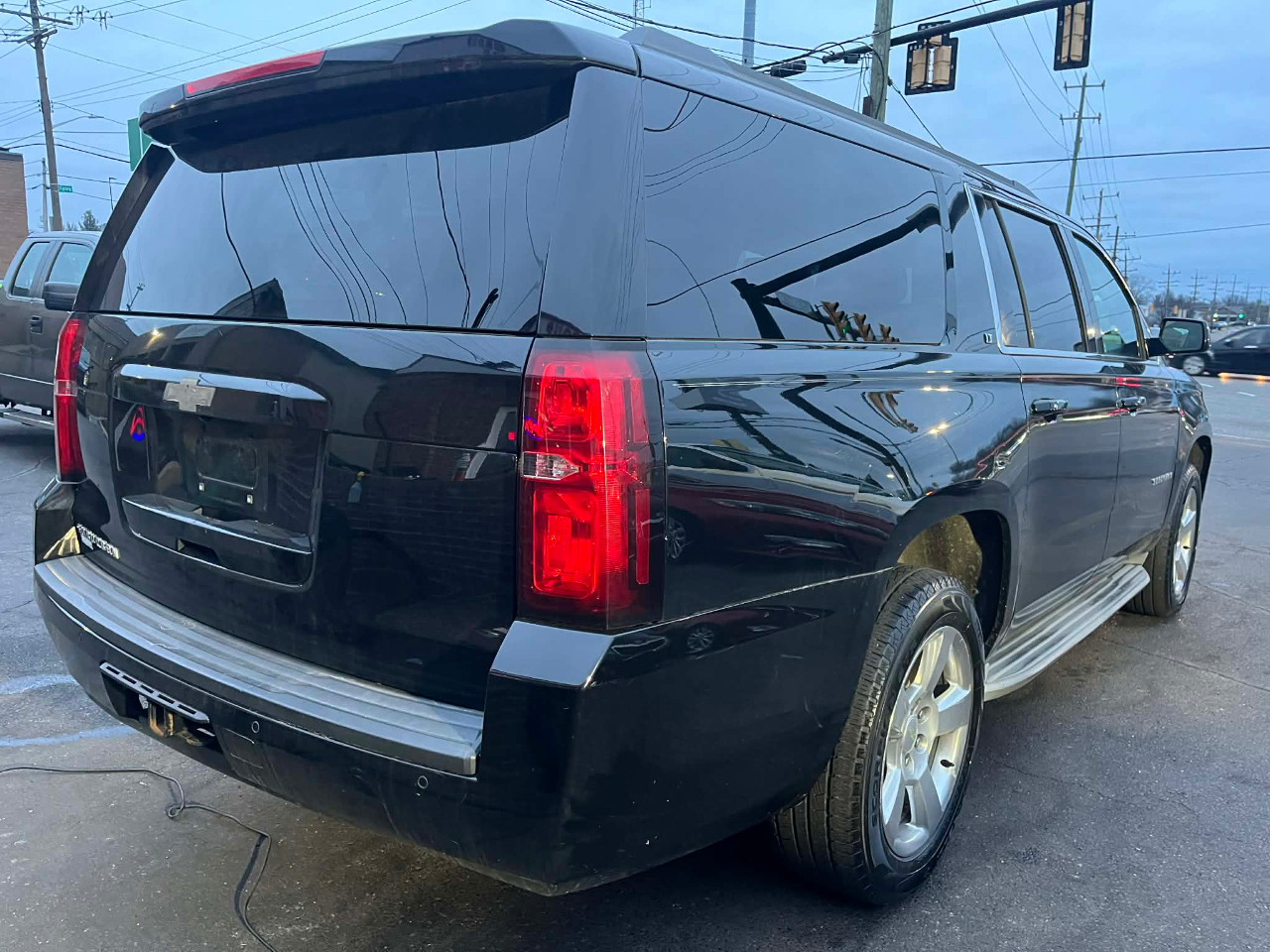 Chevrolet Suburban LT 1500 2WD 2015