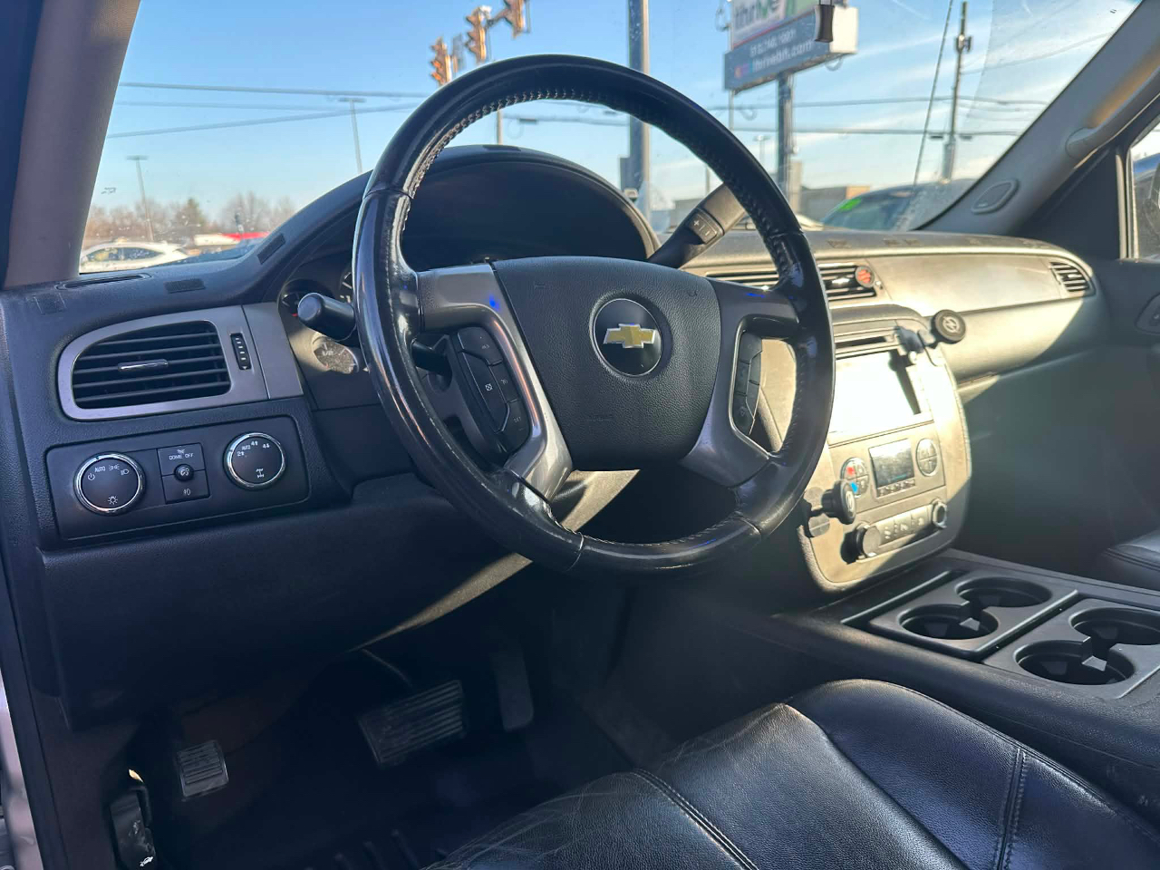 Chevrolet Avalanche LT 4WD 2010