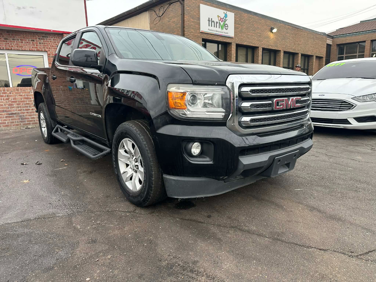GMC Canyon SLE Crew Cab 4WD 2016