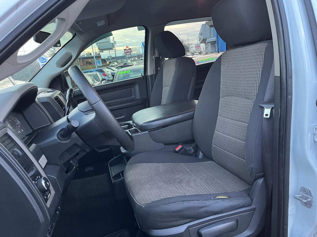 RAM 1500 ST Crew Cab 4WD 2012