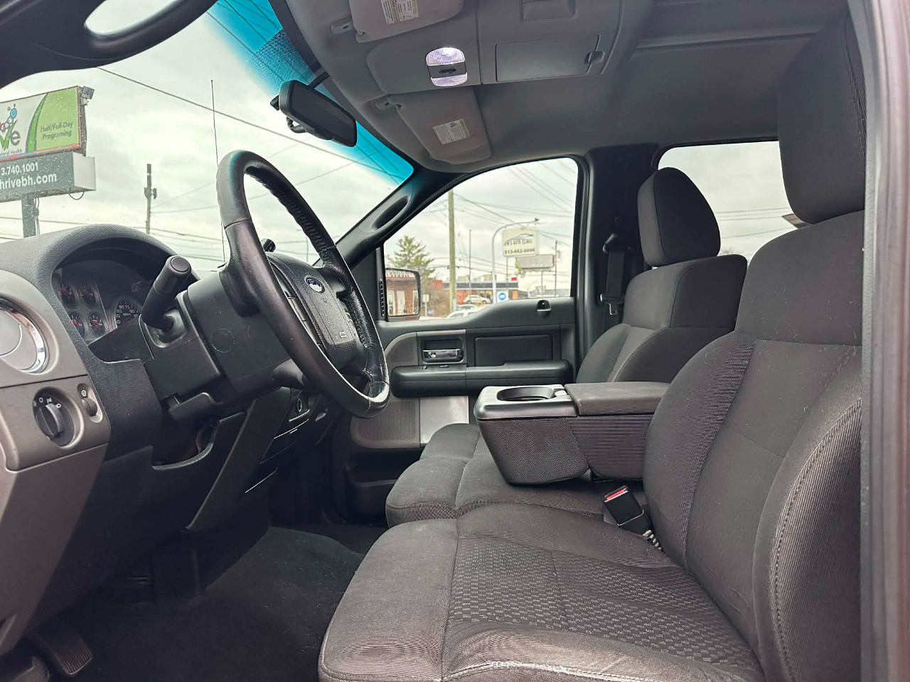 Ford F-150 XL SuperCrew Short Bed 4WD 2008