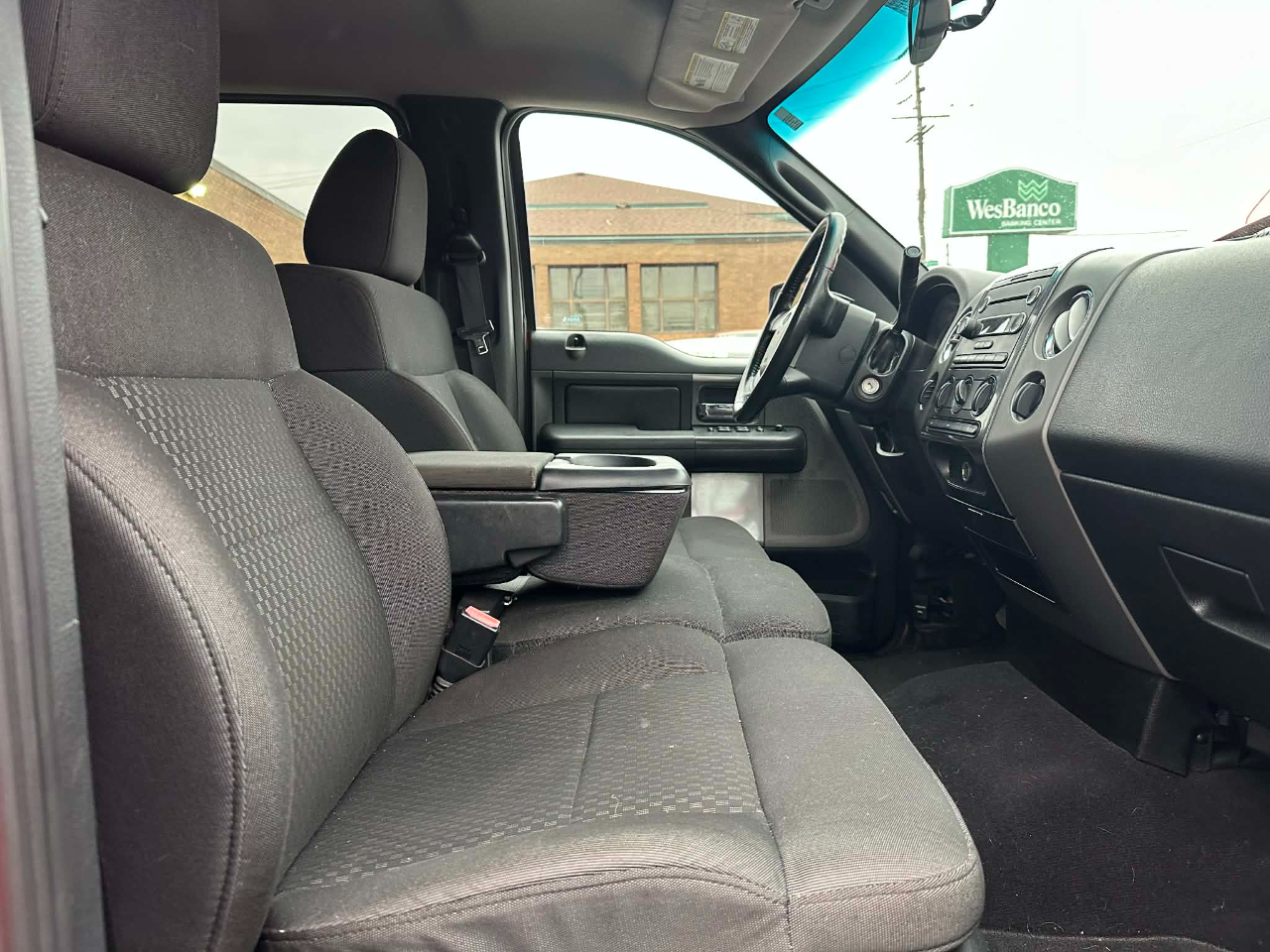 Ford F-150 XL SuperCrew Short Bed 4WD 2008