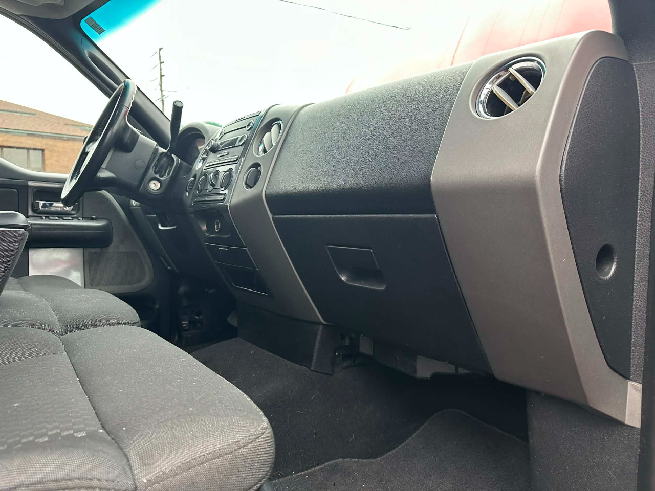 Ford F-150 XL SuperCrew Short Bed 4WD 2008