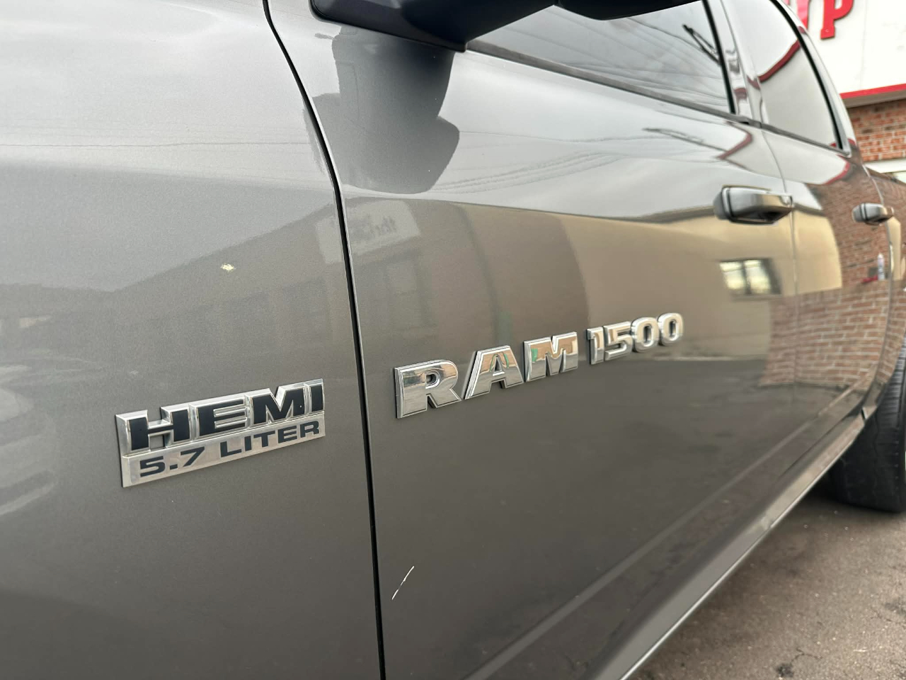 RAM 1500 Sport Crew Cab 4WD 2012