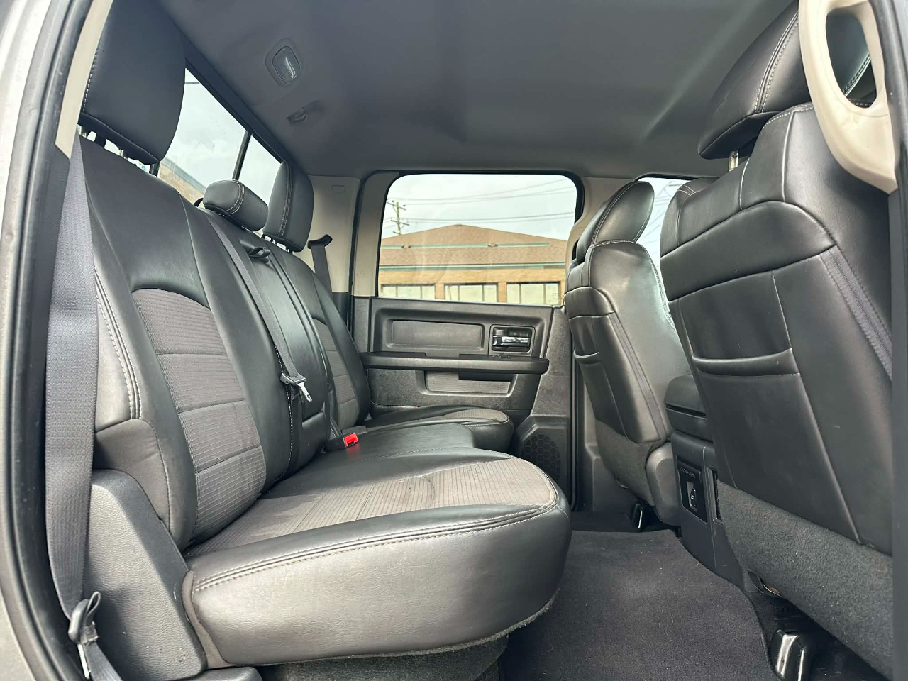 RAM 1500 Sport Crew Cab 4WD 2012