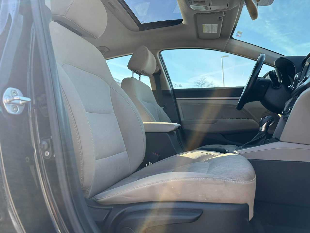 Hyundai Elantra Limited 2018