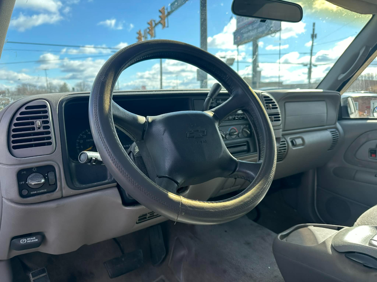 Chevrolet C/K 1500 Ext. Cab 6.5-ft. Bed 2WD 1998