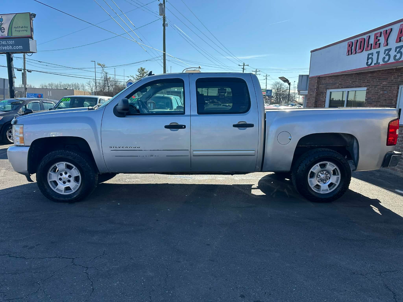 Chevrolet Silverado 1500 LT Crew Cab 4WD 2011