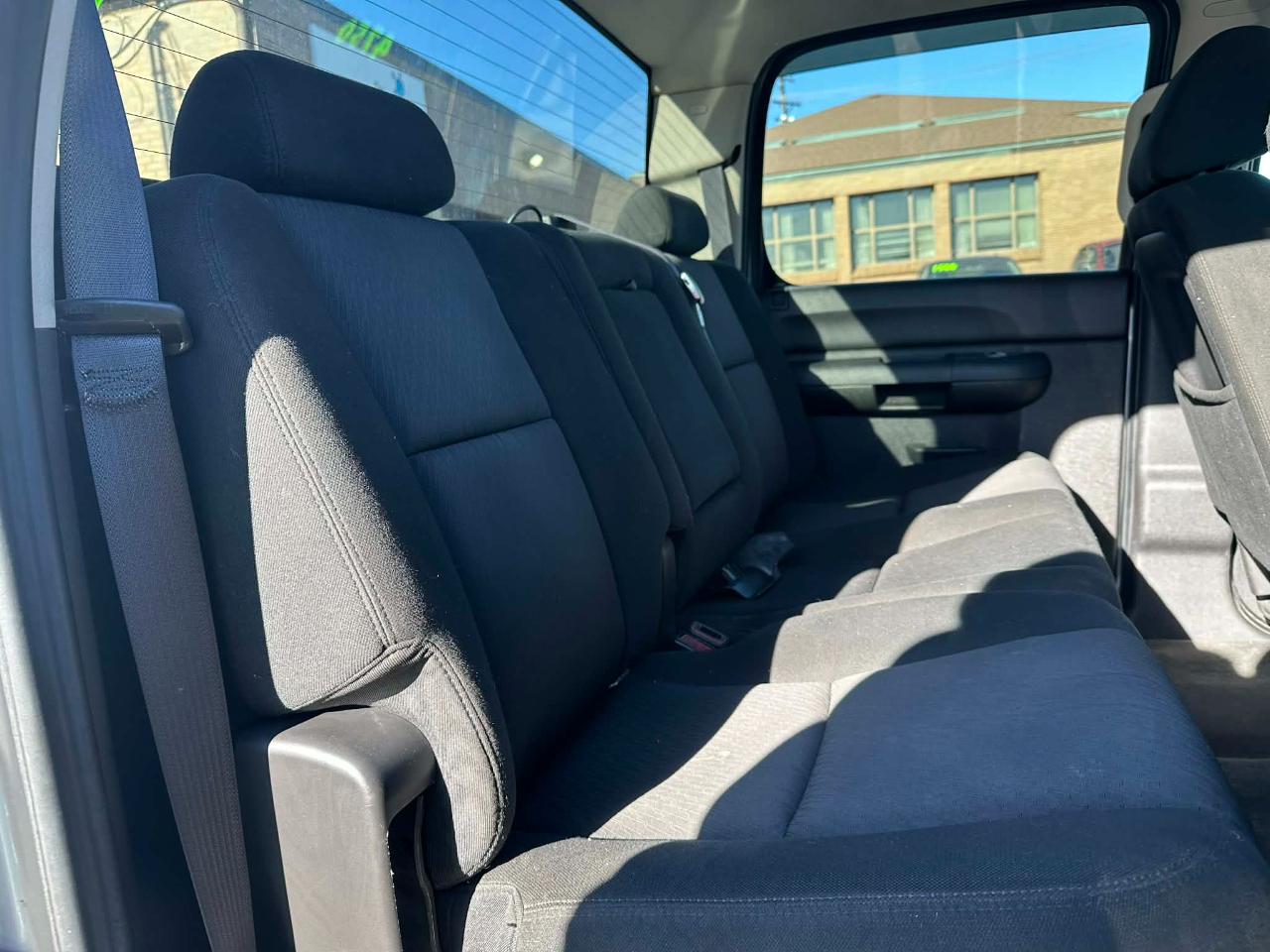 Chevrolet Silverado 1500 LT Crew Cab 4WD 2011