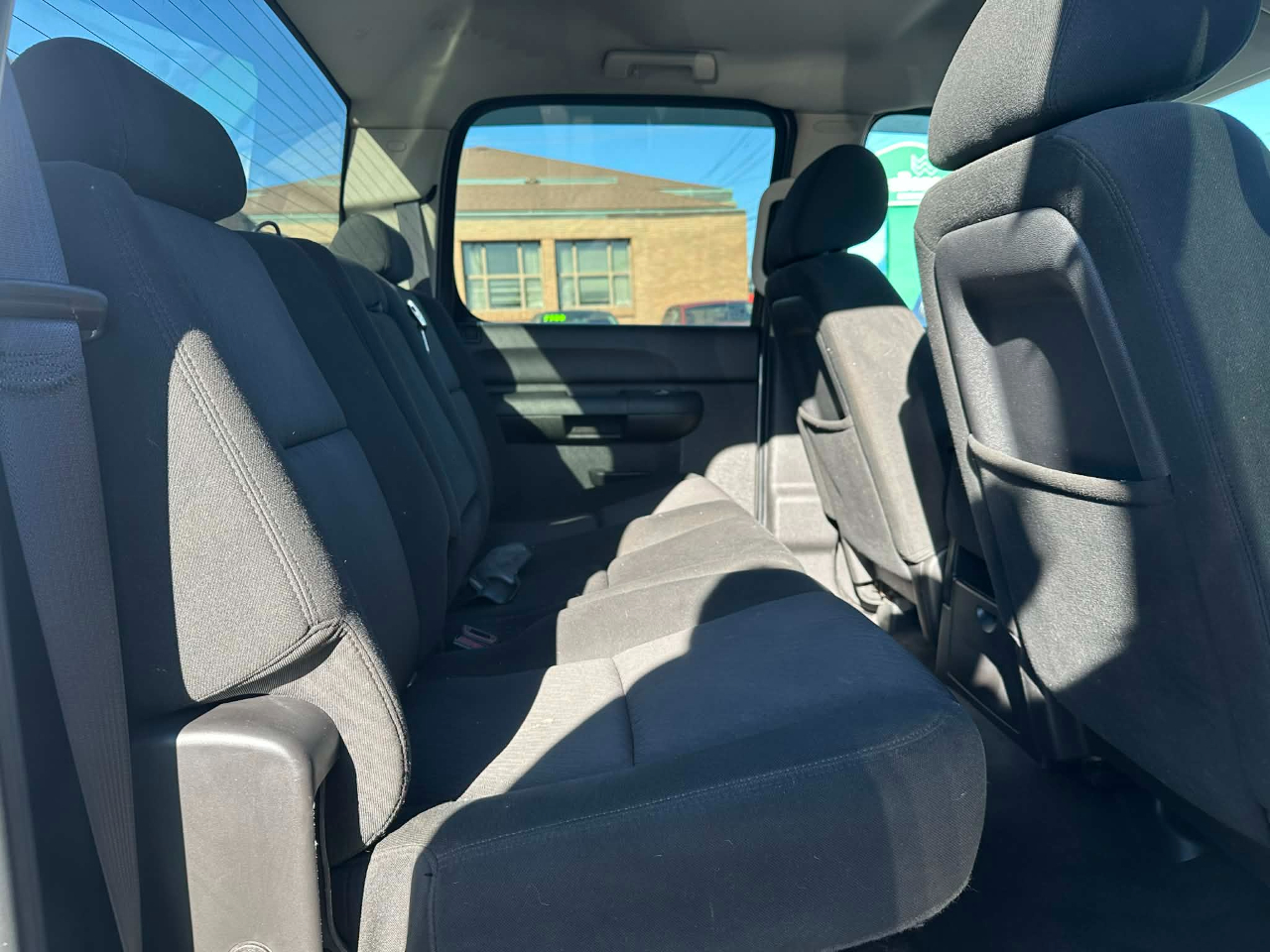 Chevrolet Silverado 1500 LT Crew Cab 4WD 2011