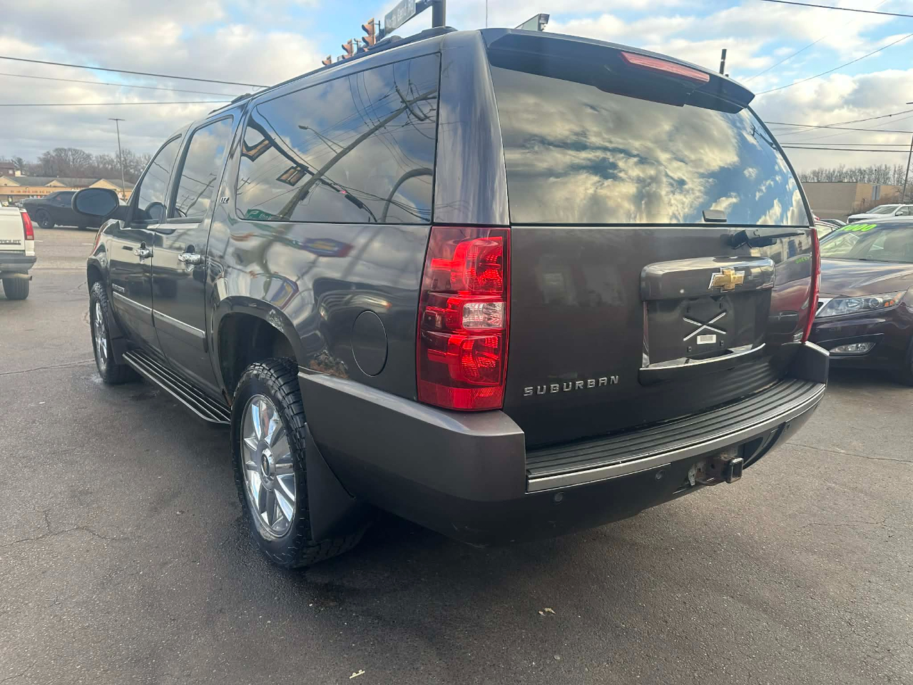 Chevrolet Suburban LTZ 1500 4WD 2010
