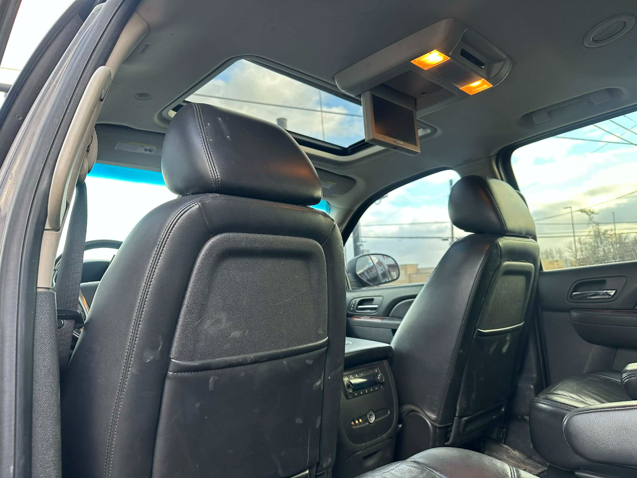 Chevrolet Suburban LTZ 1500 4WD 2010