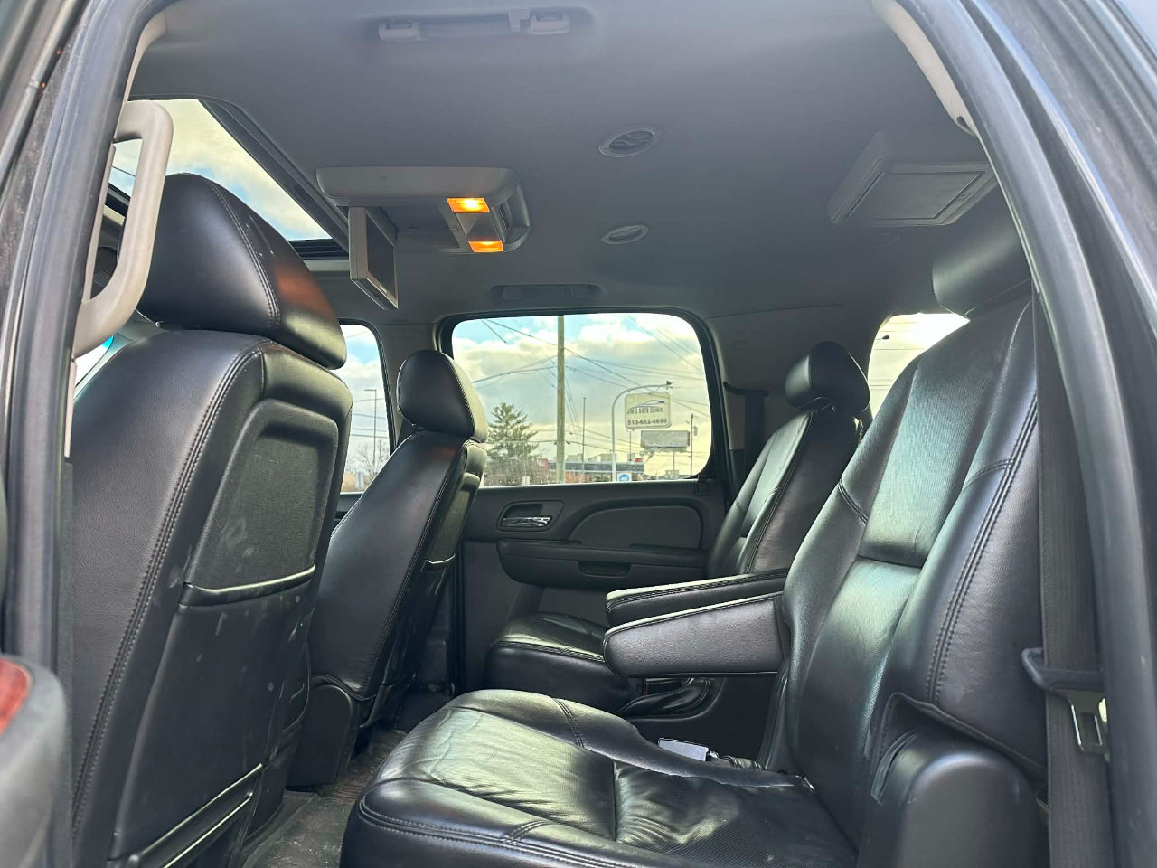 Chevrolet Suburban LTZ 1500 4WD 2010